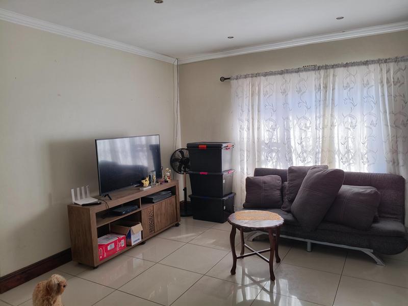 To Let 3 Bedroom Property for Rent in Goodwood Central Western Cape